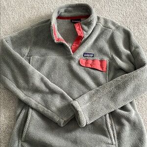 Patagonia Gray and Pink Fleece Pullover